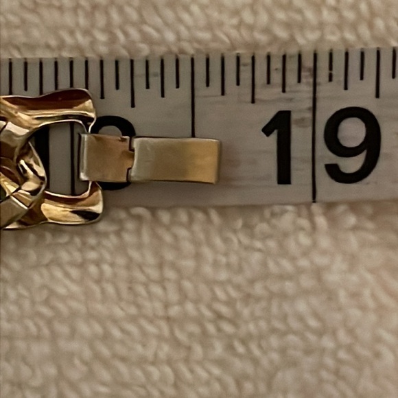 18” gold tone Curb chain Miami chain necklace with fold over clasp - Picture 10 of 13